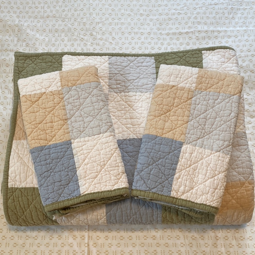Threshold Patchwork Quilt Set - Green, Beige, Blue, and White Pocket Shams Full